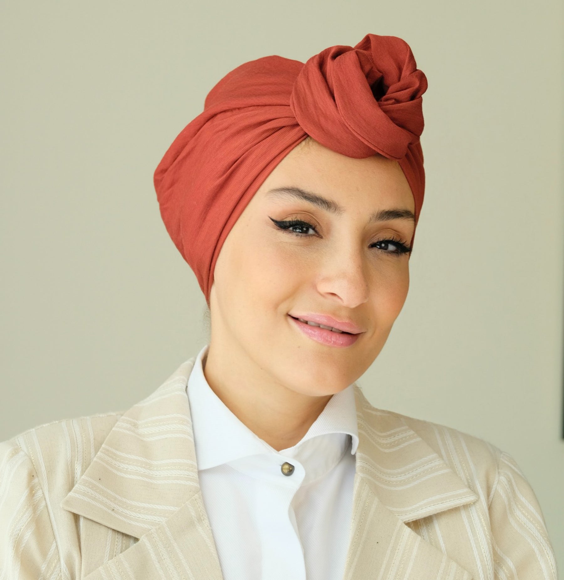 Zahra Maroon-Turban