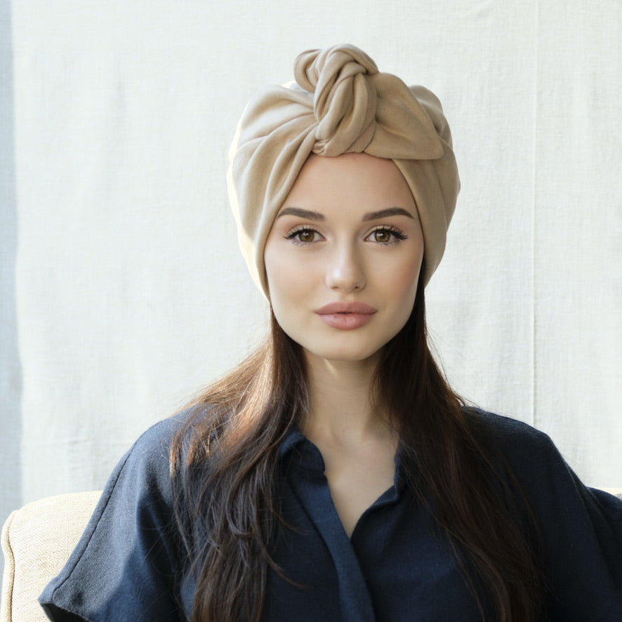 Beige Suede-Turban