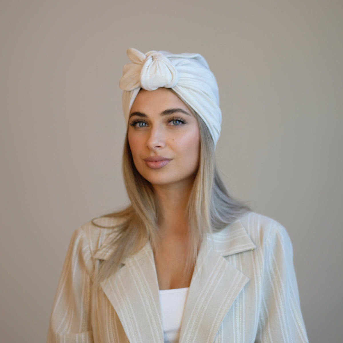 Shine Off White-Turban