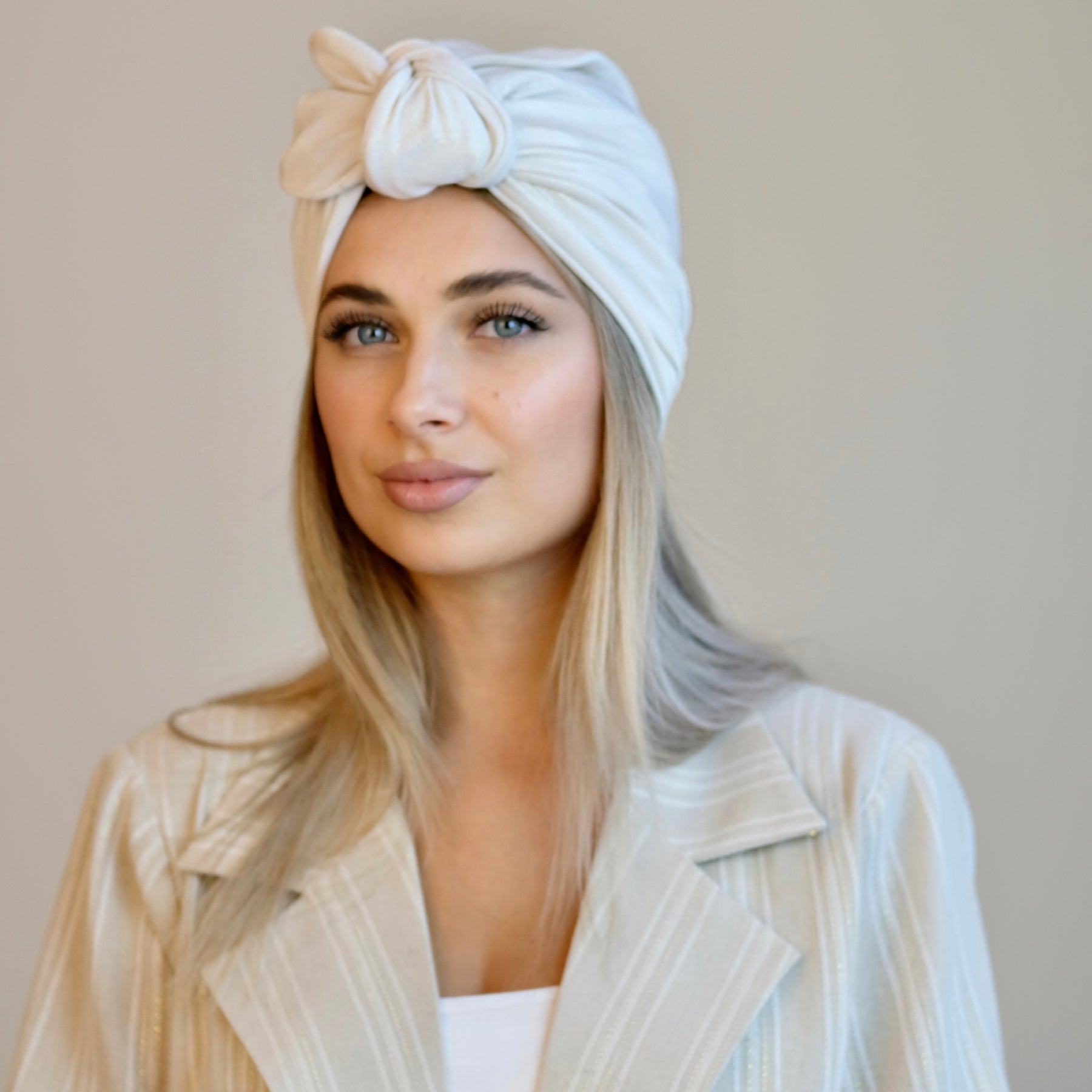 Shine Off White-Turban