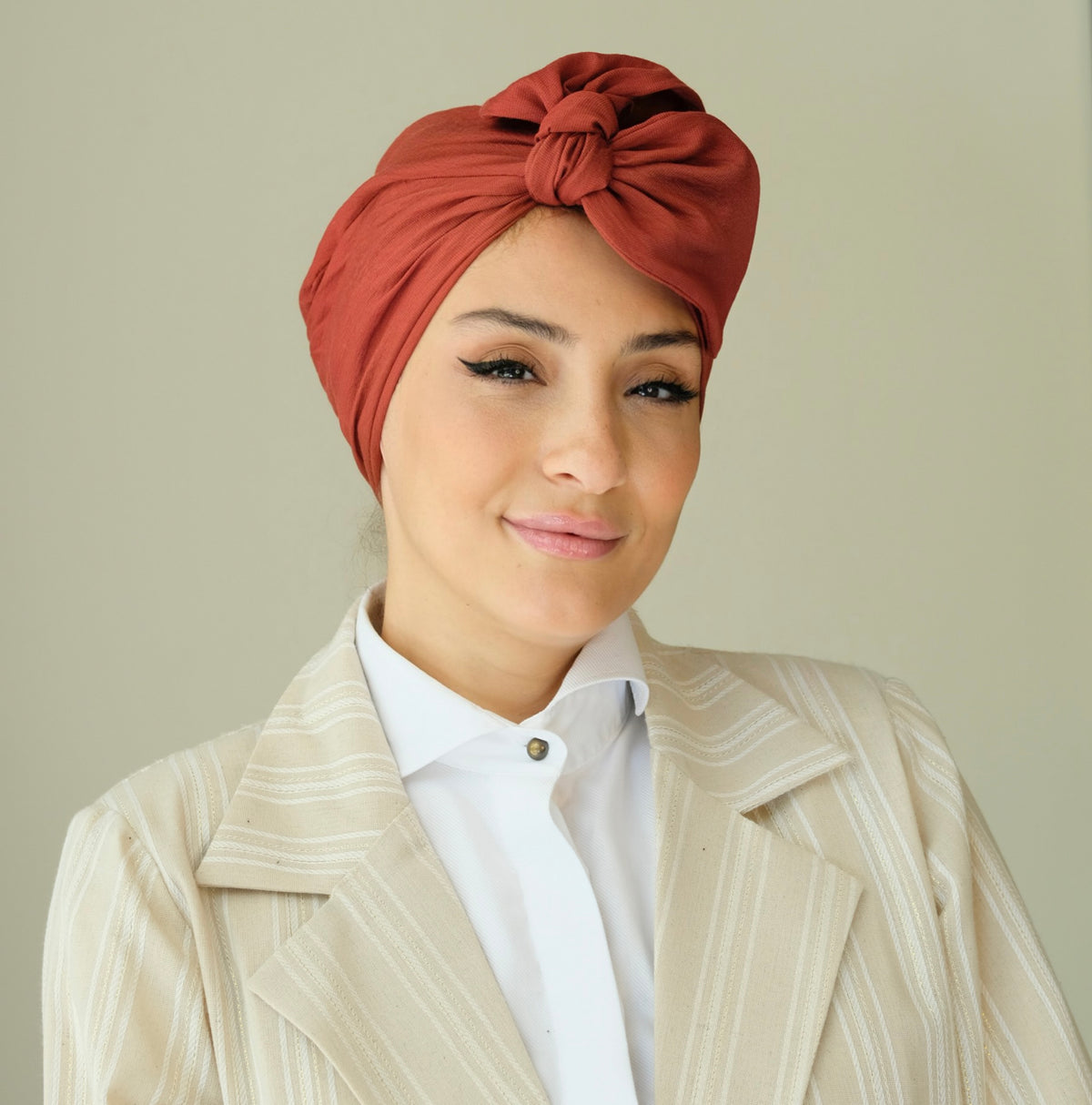 Zahra Maroon-Turban