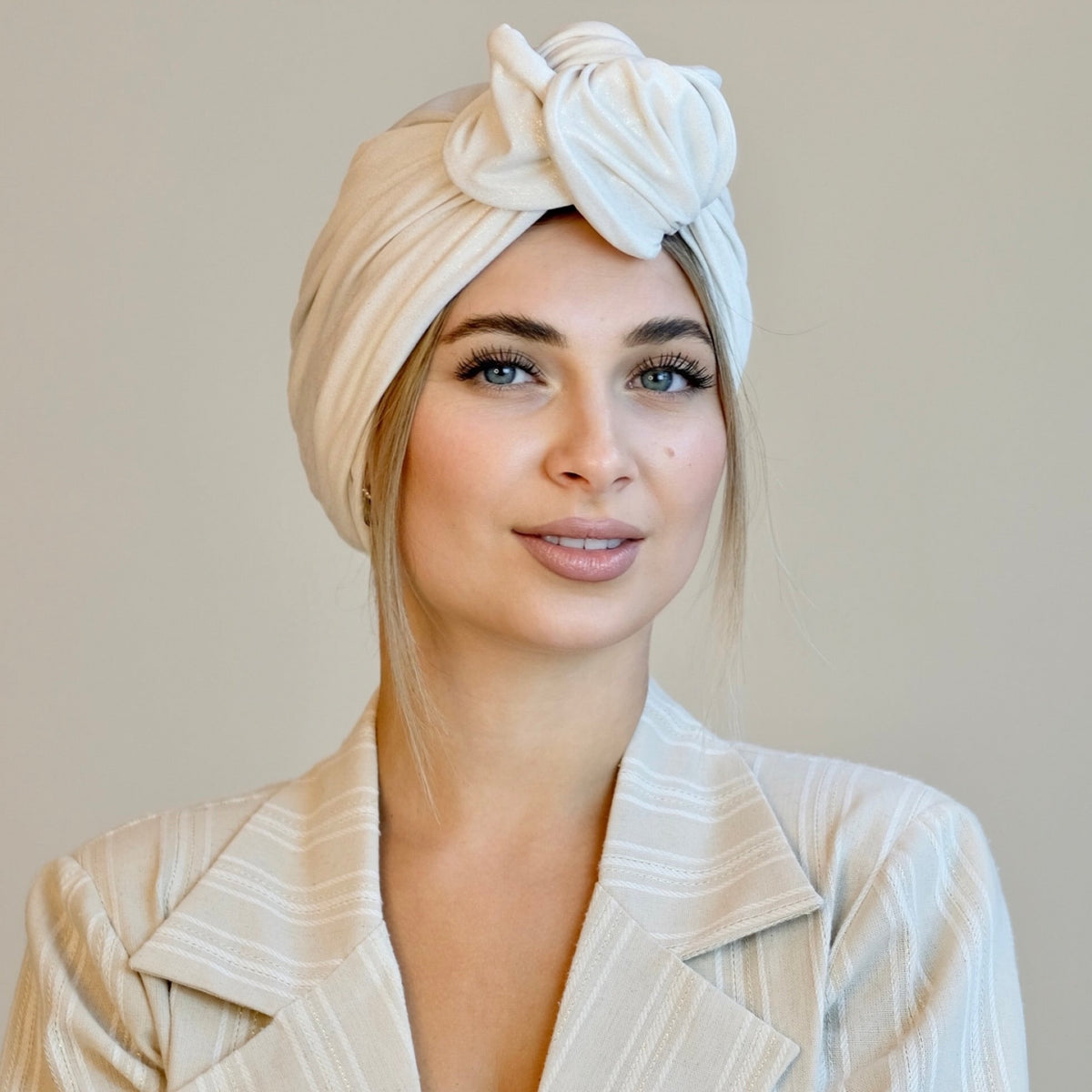 Shine Off White-Turban